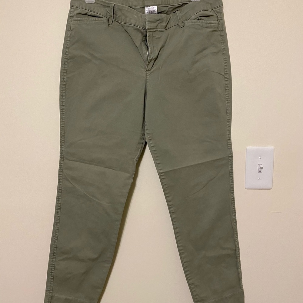 OldNavy pixie cut ankle pants regular